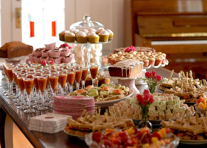 Hưởng trọn niềm vui khi đặt tiệc buffet quận Tân Phú