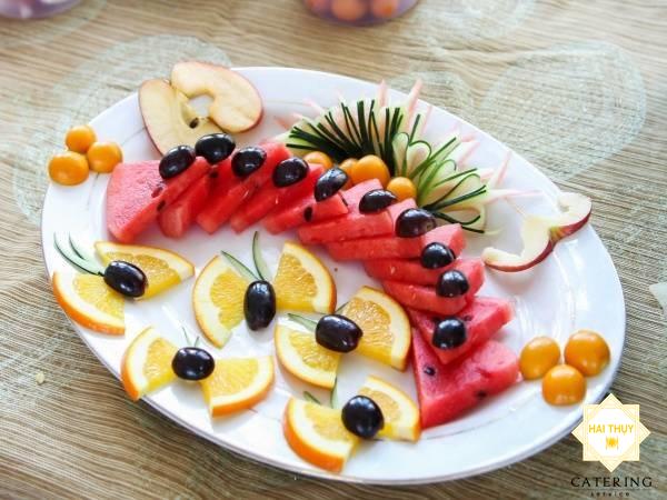 Nghệ thuật trang trí món ăn làm bàn ăn trở nên đẹp mắt 