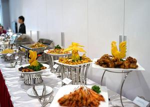 Tổ chức tiệc Buffet - Bạn đã ăn buffet đúng cách chưa?