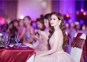 Những bí quyết mặc đẹp giúp bạn