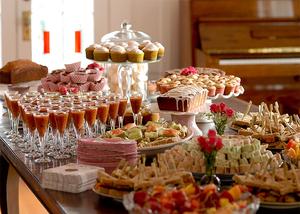 Hưởng trọn niềm vui khi đặt tiệc buffet quận Tân Phú